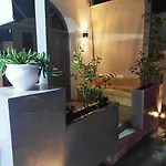 Antoniou Santorini Firá