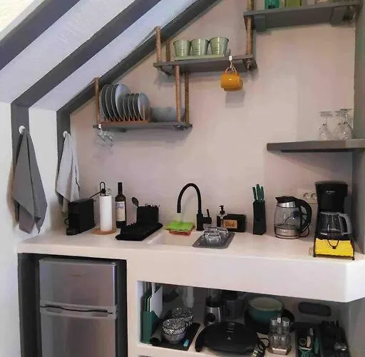 Antoniou Santorini Luxury Тира